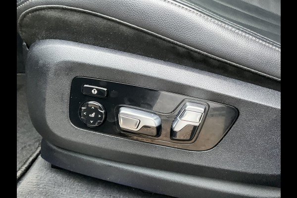 BMW X5 xDrive40i High Executive M-Sport Trekhaak HUD Pano B&W Luchtvering Stoelverw+Ventilatie Leer BOMVOL!