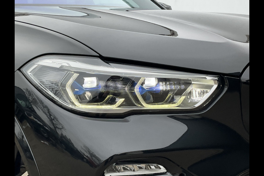 BMW X5 xDrive40i High Executive M-Sport Trekhaak HUD Pano B&W Luchtvering Stoelverw+Ventilatie Leer BOMVOL!