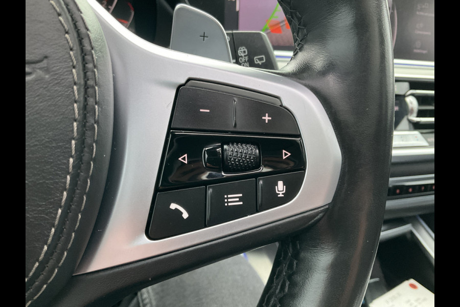 BMW X5 xDrive40i High Executive M-Sport Trekhaak HUD Pano B&W Luchtvering Stoelverw+Ventilatie Leer BOMVOL!