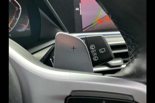 BMW X5 xDrive40i High Executive M-Sport Trekhaak HUD Pano B&W Luchtvering Stoelverw+Ventilatie Leer BOMVOL!