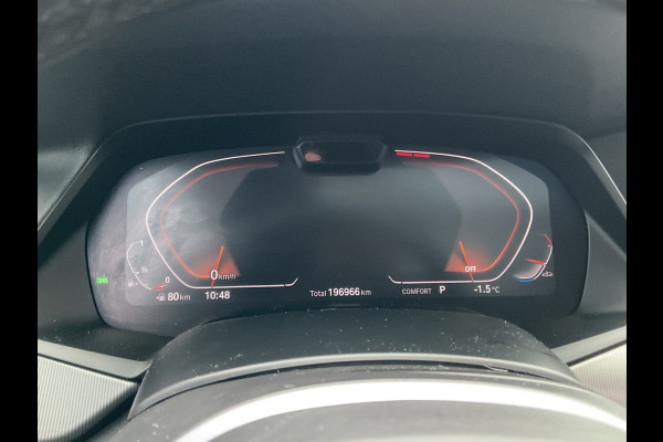 BMW X5 xDrive40i High Executive M-Sport Trekhaak HUD Pano B&W Luchtvering Stoelverw+Ventilatie Leer BOMVOL!