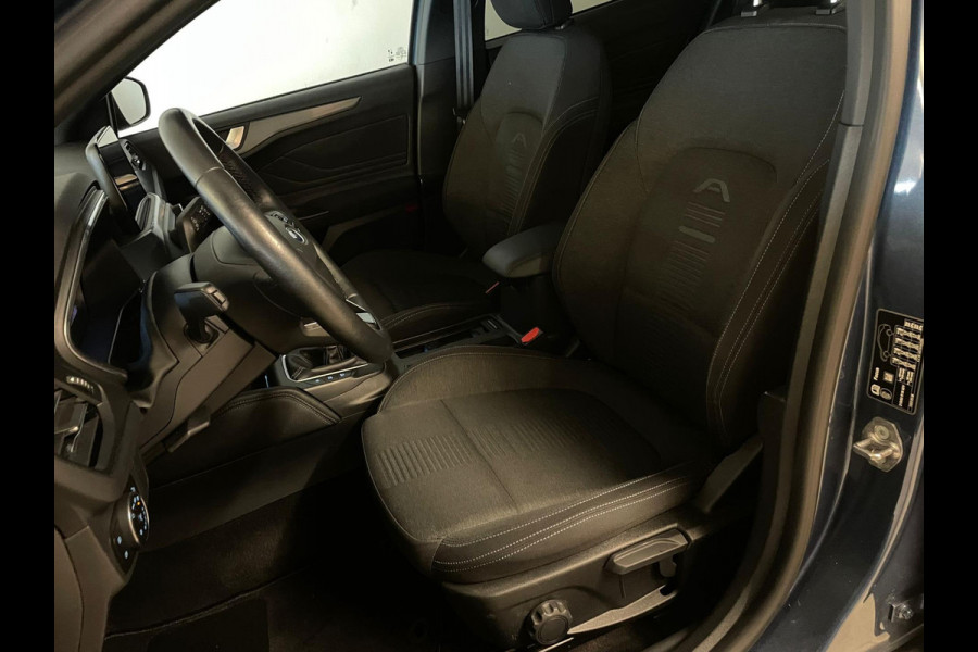 Ford Focus 1.0 EcoBoost Hybrid Active X Business PANO