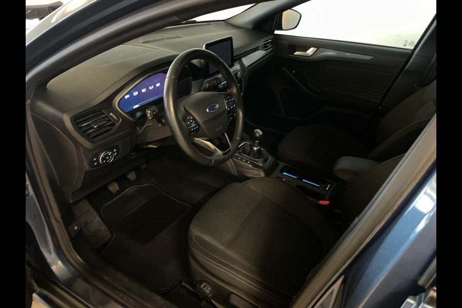 Ford Focus 1.0 EcoBoost Hybrid Active X Business PANO