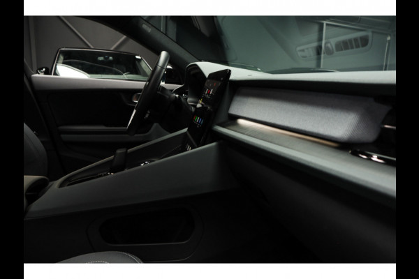 Polestar 2 Long Range Single Motor 78 kWh Pano 360 ° Pilot ACC Alcantara Stuurverwarming Memory seats Stoelverwarming voor & achter LM velgen
