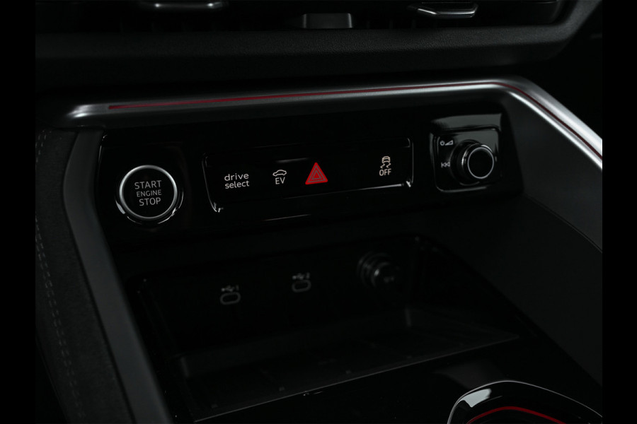 Audi Q5 2.0 TFSI e-hybrid quattro 368pk S edition Competition | S-Seats | B&O Sound | Head-Up | Memory | 360 Camera | Trekhaak | Keyless entree | Adaptive Cruise | Ambiance interieur | MMI bijrijder display|