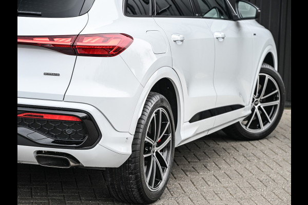 Audi Q5 2.0 TFSI e-hybrid quattro 368pk S edition Competition | S-Seats | B&O Sound | Head-Up | Memory | 360 Camera | Trekhaak | Keyless entree | Adaptive Cruise | Ambiance interieur | MMI bijrijder display|