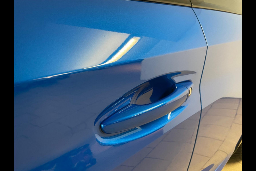 Peugeot 208 1.2 PureTech GT PANO AIRCO NAVI CRUISE BLUETOOTH LED METALLIC BLAUW PRIVACYGLAS ZEER NETTE AUTO