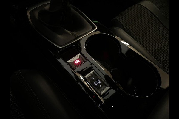 Peugeot 208 1.2 PureTech GT PANO AIRCO NAVI CRUISE BLUETOOTH LED METALLIC BLAUW PRIVACYGLAS ZEER NETTE AUTO