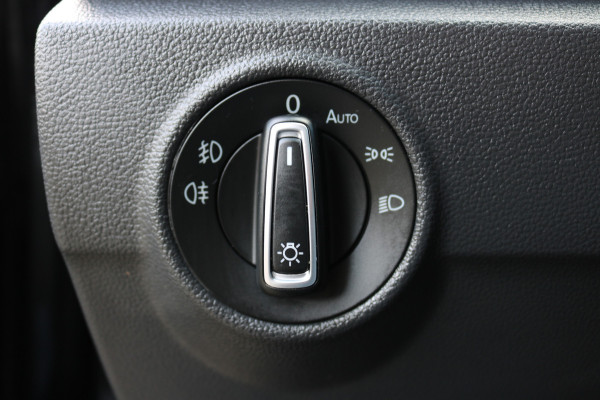 Volkswagen T-Roc 1.0 TSI Sport Xenon Virtual cockpit Navi 18inch Bj:2019