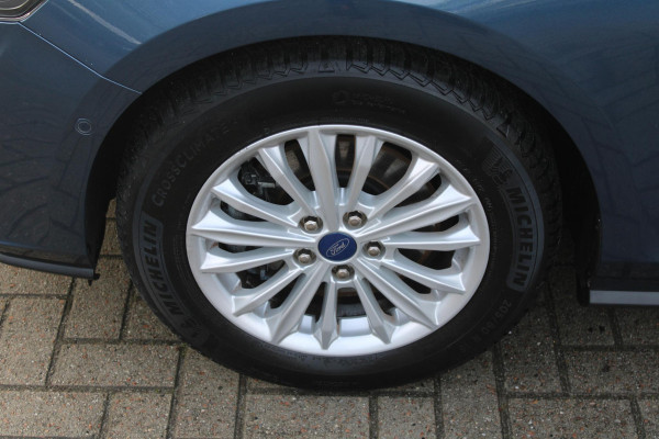 Ford FOCUS Wagon 1.0 EcoBoost Titanium X Business Automaat | Trekhaak | Winter Pack | Adaptive cruise control | Camera