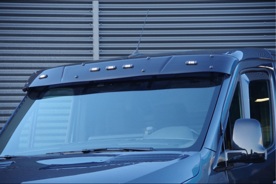 Mercedes-Benz Sprinter 319 3.0 CDI V6 L2H1 AUT. LED, 2X SCHUIFDEUR, 3.5T TREKHAAK, MBUX 10'', 360 CAMERA, STOELVERWARMING, VOORRUIT VERWARMING, LEDER S