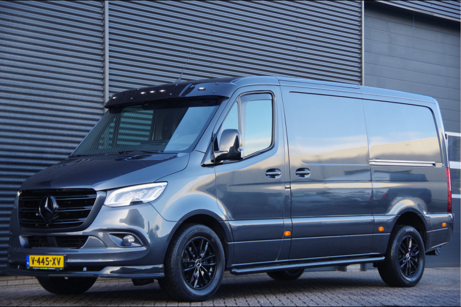 Mercedes-Benz Sprinter 319 3.0 CDI V6 L2H1 AUT. LED, 2X SCHUIFDEUR, 3.5T TREKHAAK, MBUX 10'', 360 CAMERA, STOELVERWARMING, VOORRUIT VERWARMING, LEDER S