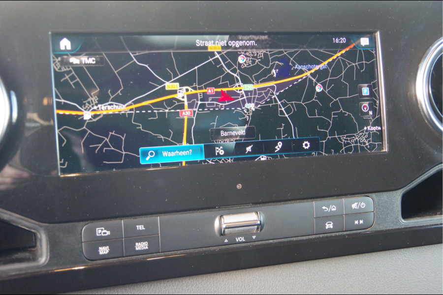 Mercedes-Benz Sprinter 319 3.0 CDI V6 L2H1 AUT. LED, 2X SCHUIFDEUR, 3.5T TREKHAAK, MBUX 10'', 360 CAMERA, STOELVERWARMING, VOORRUIT VERWARMING, LEDER S