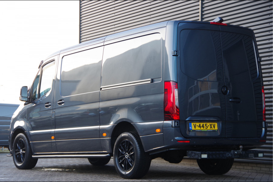 Mercedes-Benz Sprinter 319 3.0 CDI V6 L2H1 AUT. LED, 2X SCHUIFDEUR, 3.5T TREKHAAK, MBUX 10'', 360 CAMERA, STOELVERWARMING, VOORRUIT VERWARMING, LEDER S