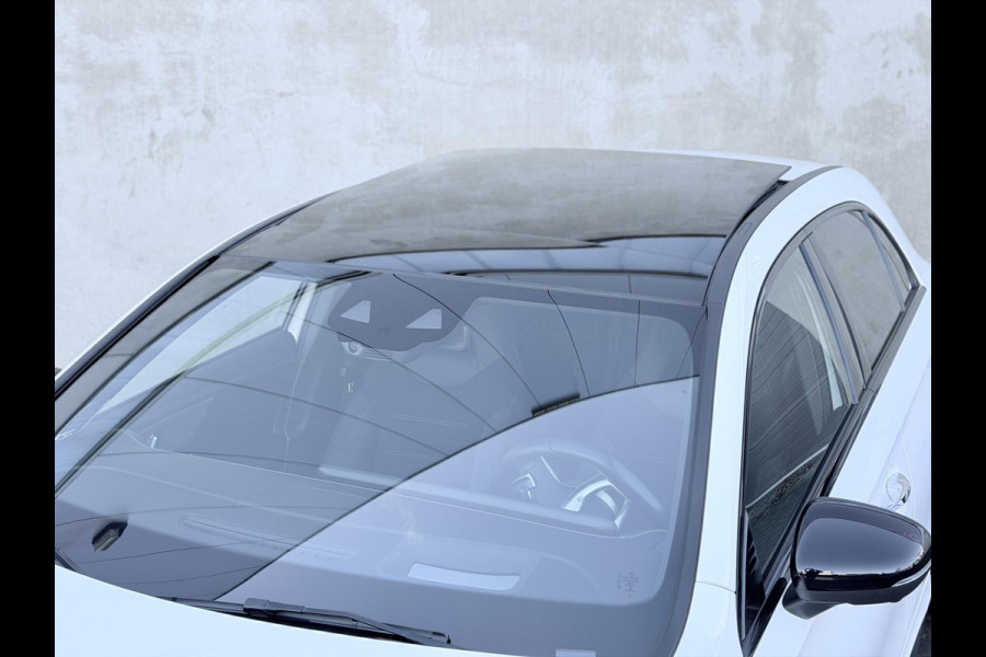 Mercedes-Benz A-Klasse A250e AMG Night Pano HUD Burmester 360 19'' Trekh Leder/alca