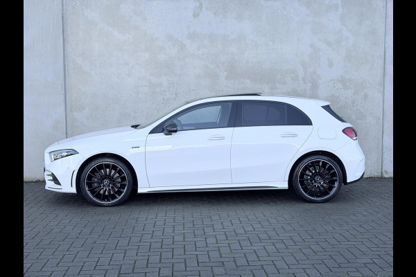 Mercedes-Benz A-Klasse A250e AMG Night Pano HUD Burmester 360 19'' Trekh Leder/alca