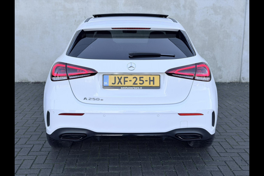 Mercedes-Benz A-Klasse A250e AMG Night Pano HUD Burmester 360 19'' Trekh Leder/alca