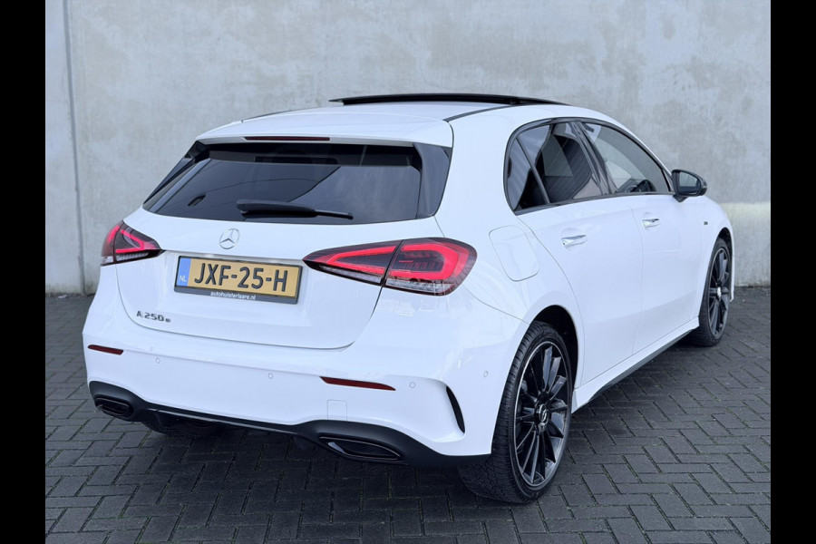 Mercedes-Benz A-Klasse A250e AMG Night Pano HUD Burmester 360 19'' Trekh Leder/alca