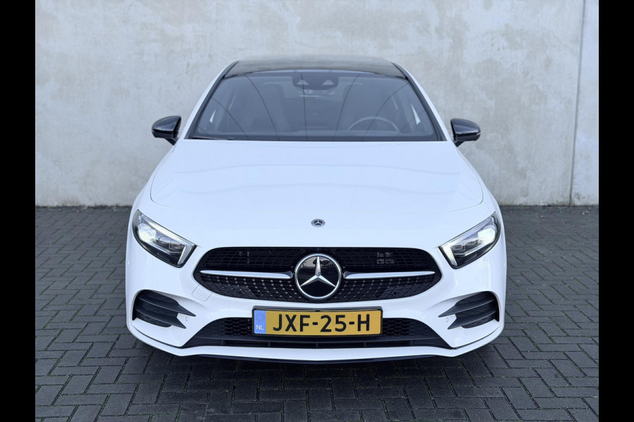 Mercedes-Benz A-Klasse A250e AMG Night Pano HUD Burmester 360 19'' Trekh Leder/alca
