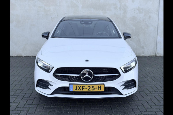 Mercedes-Benz A-Klasse A250e AMG Night Pano HUD Burmester 360 19'' Trekh Leder/alca