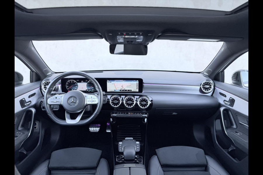 Mercedes-Benz A-Klasse A250e AMG Night Pano HUD Burmester 360 19'' Trekh Leder/alca