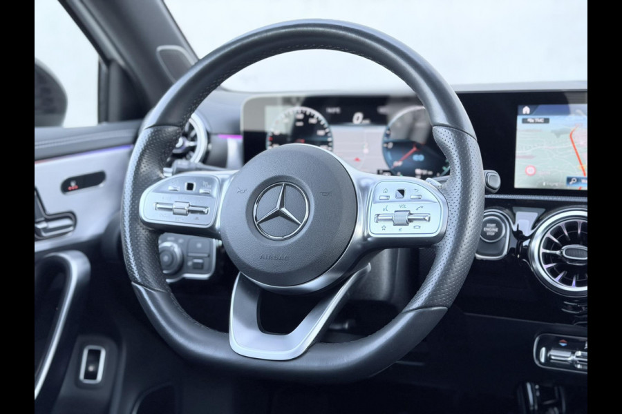 Mercedes-Benz A-Klasse A250e AMG Night Pano HUD Burmester 360 19'' Trekh Leder/alca