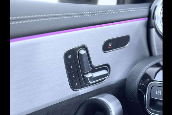 Mercedes-Benz A-Klasse A250e AMG Night Pano HUD Burmester 360 19'' Trekh Leder/alca