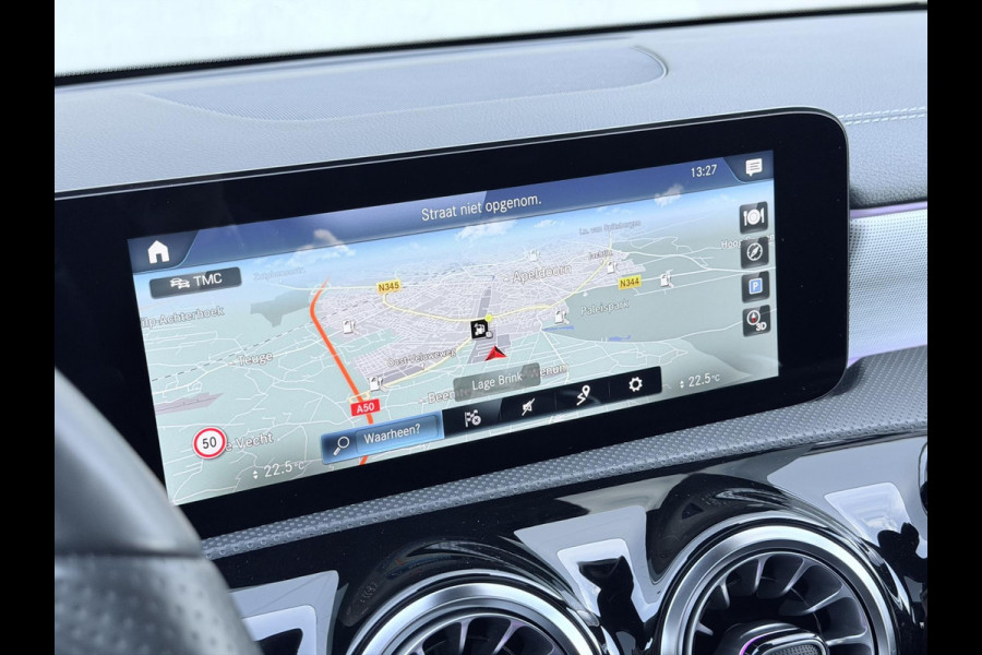 Mercedes-Benz A-Klasse A250e AMG Night Pano HUD Burmester 360 19'' Trekh Leder/alca