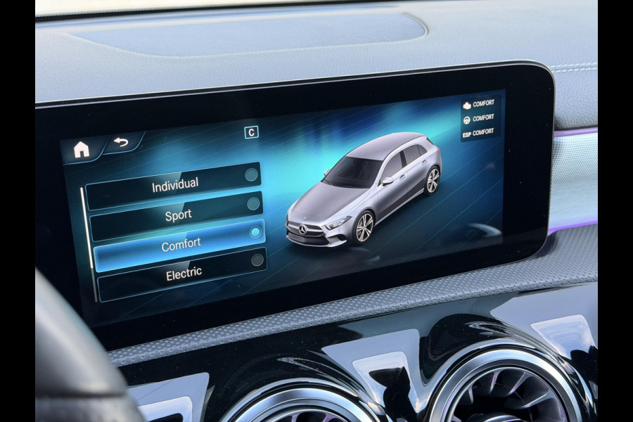 Mercedes-Benz A-Klasse A250e AMG Night Pano HUD Burmester 360 19'' Trekh Leder/alca