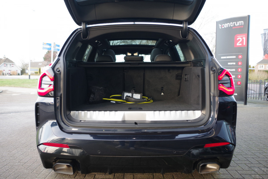 BMW X3 xDrive30e 293 PK High Executive M-Sport, Panoramadak, H/K Sound, Memory