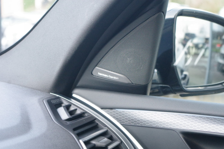 BMW X3 xDrive30e 293 PK High Executive M-Sport, Panoramadak, H/K Sound, Memory