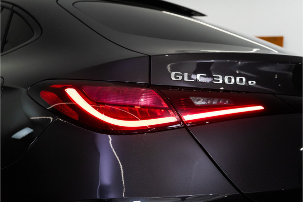 Mercedes-Benz GLC Coupé 300e 4MATIC AMG 313PK | Pano | Sfeer | Night | Burmester | 360 | Fabrieksgarantie