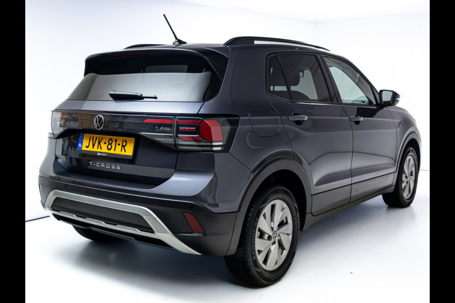 Volkswagen T-Cross 1.0 TSI Business Edition Automaat 116 PK | nw model | Stoelverwarming | PDC V+A | Airco | Draadloze telefoonlader, Apple Carplay / Android auto, Led