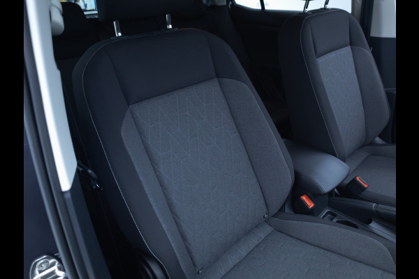 Volkswagen T-Cross 1.0 TSI Business Edition Automaat 116 PK | nw model | Stoelverwarming | PDC V+A | Airco | Draadloze telefoonlader, Apple Carplay / Android auto, Led