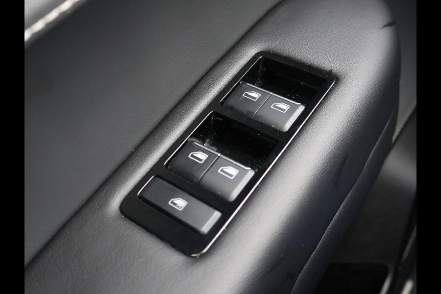 Aiways U5 63kWh SHOWROOM + 19 INCH | LEDER | 360 CAMERA | APPLE CARPLAY | ADAPTIVE CRUISE |