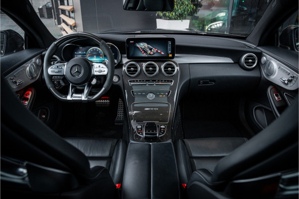 Mercedes-Benz C-Klasse Coupé AMG C63 S Premium Plus Pack - Carbon Pakket | Panorama | Burmester | Keramisch | Stoelkoeling | Memory