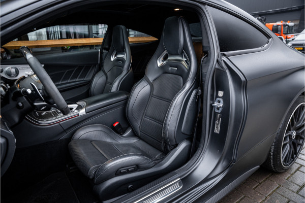 Mercedes-Benz C-Klasse Coupé AMG C63 S Premium Plus Pack - Carbon Pakket | Panorama | Burmester | Keramisch | Stoelkoeling | Memory