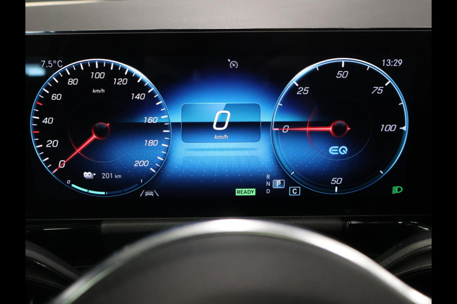 Mercedes-Benz EQA 250 LUXURY 67 kWh SOH 96% + PANORAMA | CAMERA | SFEERVERLICHTING | STOELVERWARMING