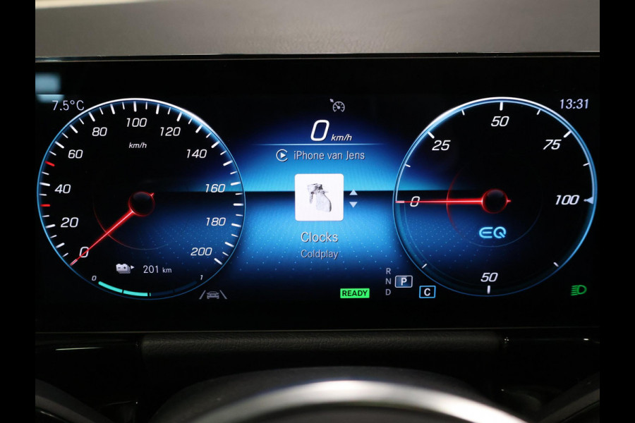 Mercedes-Benz EQA 250 LUXURY 67 kWh SOH 96% + PANORAMA | CAMERA | SFEERVERLICHTING | STOELVERWARMING