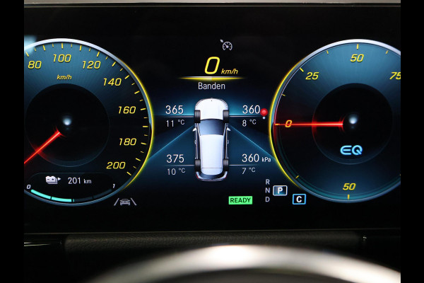 Mercedes-Benz EQA 250 LUXURY 67 kWh SOH 96% + PANORAMA | CAMERA | SFEERVERLICHTING | STOELVERWARMING