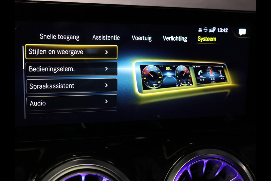 Mercedes-Benz EQA 250 LUXURY 67 kWh SOH 96% + PANORAMA | CAMERA | SFEERVERLICHTING | STOELVERWARMING