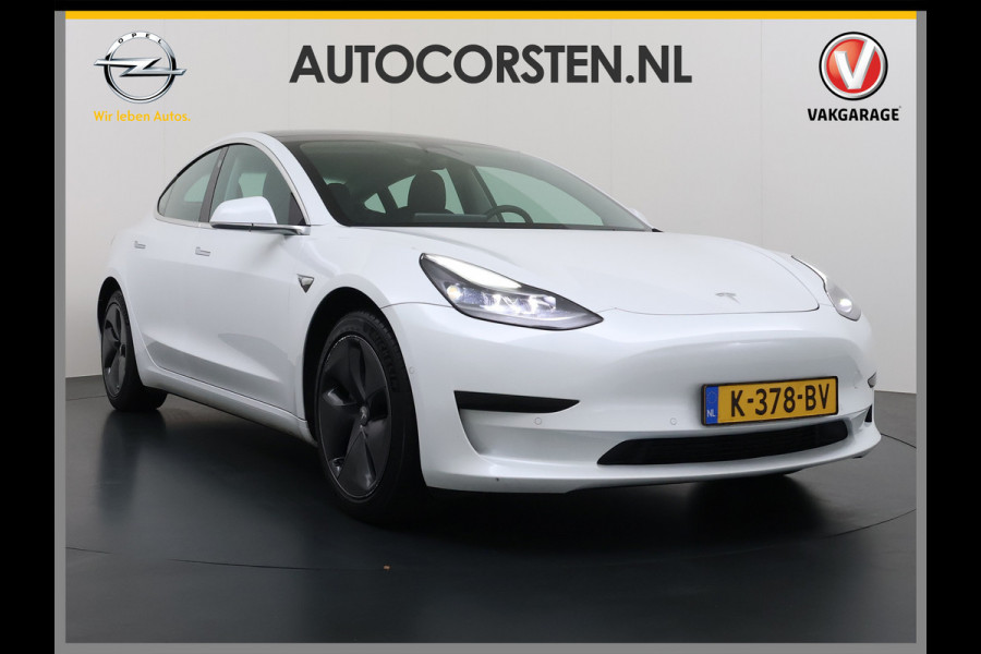 Tesla Model 3 RWD SR plus 325PK SOH 93% LFP Accu Lmv 18" AutoPilot Leder Panoramadak Adaptive-Cruise Camera's Elektr.-Stuur+Stoelen+Spiegels+G Navi LED DAB Voorverwarmen interieur via App Keyless One-Pedal-Drive 1e Eigenaar Origineel Nederlandse Auto Fabrieksgarantie op Accu en Motor tot 10-12-2028/160.000km