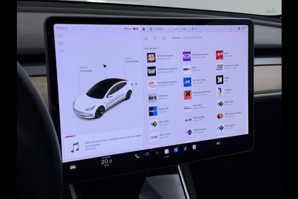 Tesla Model 3 RWD SR plus 325PK SOH 93% LFP Accu Lmv 18" AutoPilot Leder Panoramadak Adaptive-Cruise Camera's Elektr.-Stuur+Stoelen+Spiegels+G Navi LED DAB Voorverwarmen interieur via App Keyless One-Pedal-Drive 1e Eigenaar Origineel Nederlandse Auto Fabrieksgarantie op Accu en Motor tot 10-12-2028/160.000km