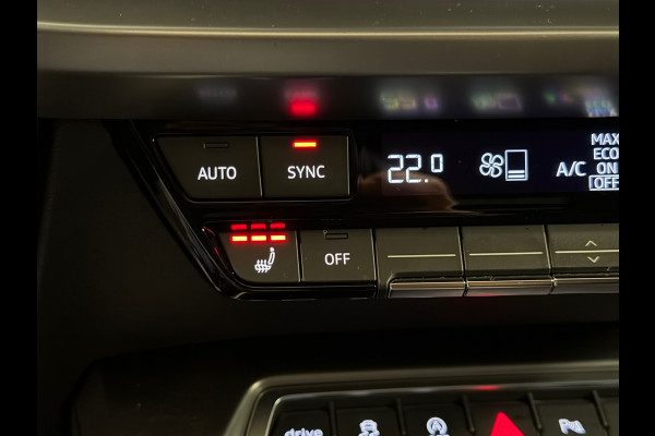 Audi S3 Sportback 2.0 TFSI quattro Edition One |PANORAMADAK|B&O|KEYLESS|CARPLAY|310PK|SFEERVERLICHTING|DEALER ONDERHOUDEN|2023 VOL