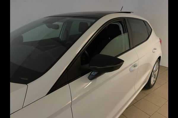Seat Ibiza 1.0 TSI FR Business Intense PANO ECC 18 inch Velgen