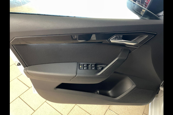 Seat Ibiza 1.0 TSI FR Business Intense PANO ECC 18 inch Velgen