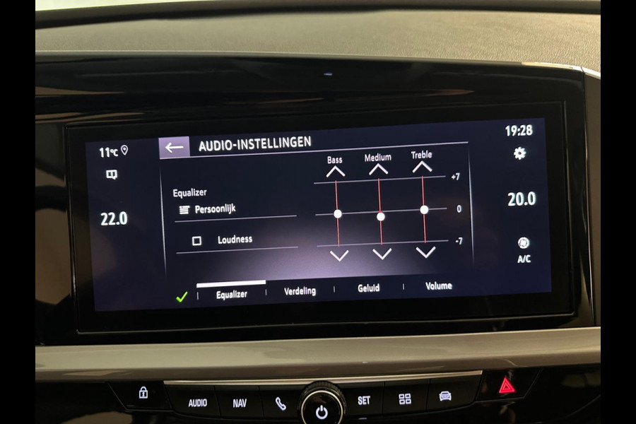 Opel Grandland 1.2 Turbo GS Line 130PK AIRCO CLIMA CRUISE NAVI VIA APP APPLE CARPLAY PDC SPORTINT VELG NIEUWSTAAT