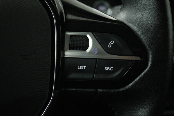 Peugeot 2008 1.2 PureTech Blue Lease Allure (NAVIGATIE, CAMERA, PDC, CARPLAY, LED, 1e EIGENAAR, GOED ONDERHOUDEN)