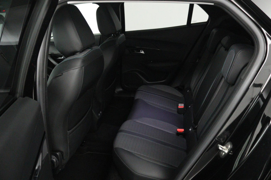 Peugeot 2008 1.2 PureTech Blue Lease Allure (NAVIGATIE, CAMERA, PDC, CARPLAY, LED, 1e EIGENAAR, GOED ONDERHOUDEN)