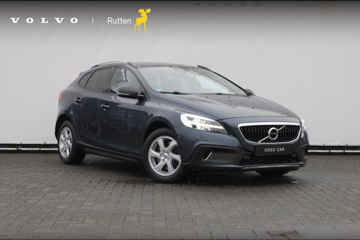Volvo V40 Cross Country T3 152PK Automaat Polar+ Luxury / Panoramadak / Trekhaak / Keyless entry / Harman kardon audio / Elektrische stoelen